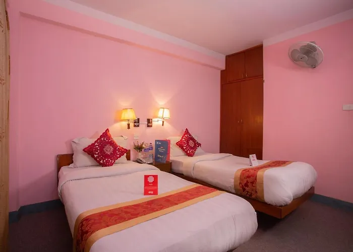 Hotel Oyo 120 Tayoma 2*